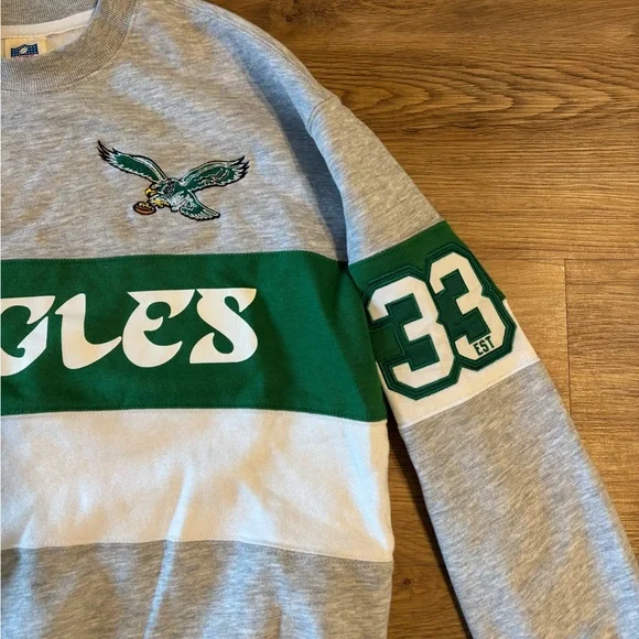 Vintage NFL Grey, Green and White Eagles Crewneck Sweatshirt - Picture 4 of 6
